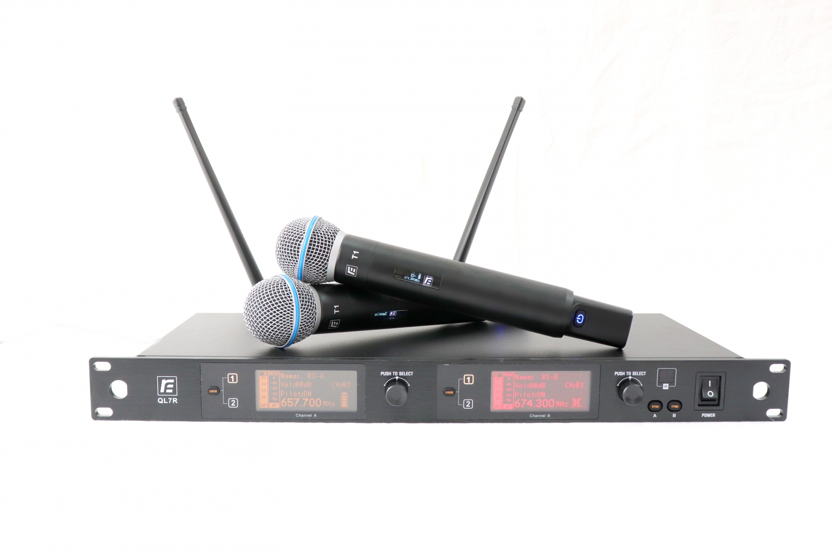 RFIntell QL7R/T1-A 651,800-683,400 МГц 2-канальная радиосистема с 2-мя ручными микрофонами в Зеленогорске